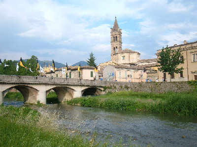 Foligno (PG) - Ponte sul fiume Topino